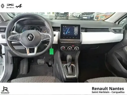 Photo 4 Renault Clio  1.6 E-Tech hybride 145ch Evolution