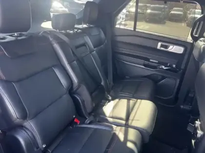 Photo 28 Ford Explorer  3.0 EcoBoost 457ch Parallel PHEV ST-Line i-AWD BVA10 7 places