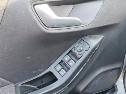 Photo 7 Ford Puma  1.0 Flexifuel 125ch S&S mHEV Titanium