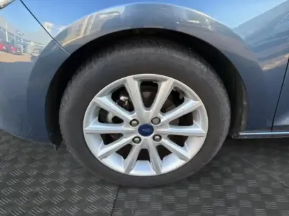 Photo 28 Ford Fiesta  1.0 EcoBoost 100ch Stop&Start Titanium 5p