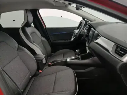 Photo 6 Renault Captur  1.6 E-Tech hybride rechargeable 160ch Intens -21