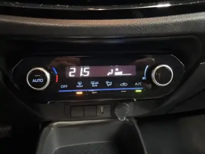 Photo 11 Toyota Aygo  X 1.0 VVT-i 72ch Design S-CVT