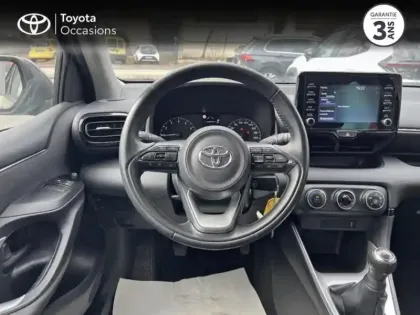 Photo 10 Toyota Yaris  70 VVT-i Dynamic 5p MY22