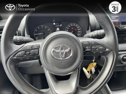 Photo 12 Toyota Yaris  70 VVT-i Dynamic 5p MY22