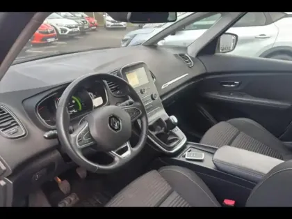 Photo 8 Renault Grand Scenic  1.3 TCe 140ch Evolution 7 places