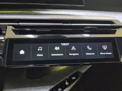 Photo 84 Peugeot 5008  Hybrid 136 e-DCS6