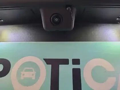 Photo 31 Peugeot 5008  Hybrid 136 e-DCS6