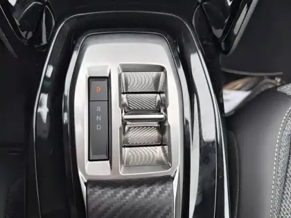 Photo 13 Peugeot 208  Hybrid 110 e-DCS6