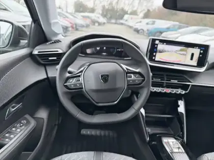 Photo 28 Peugeot 208  Hybrid 110 e-DCS6