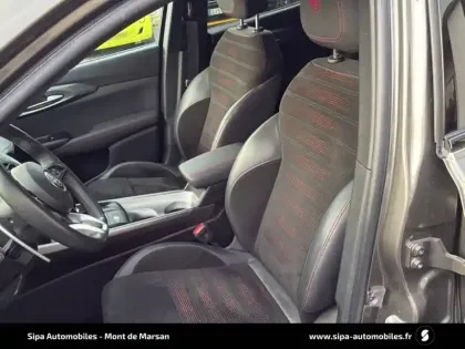 Photo 8 Alfa Romeo Tonale  1.5 Hybrid 130 ch TCT7