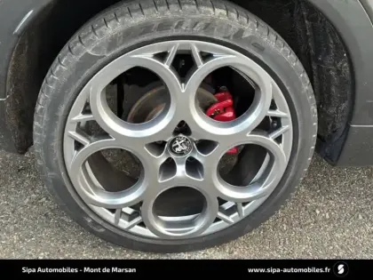 Photo 12 Alfa Romeo Tonale  1.5 Hybrid 130 ch TCT7