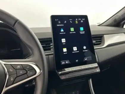 Photo 11 Renault Symbioz  E-Tech full hybrid 145