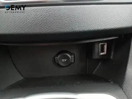 Photo 19 Peugeot 308  PureTech 130ch S&S EAT8