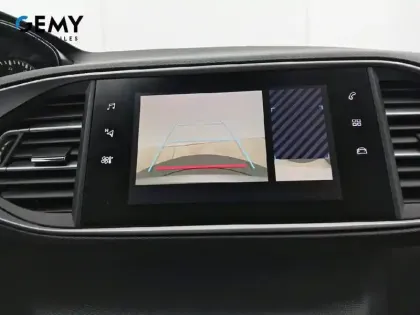 Photo 37 Peugeot 308  PureTech 130ch S&S EAT8