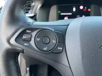 Photo 18 Opel Corsa  Electrique 136 ch & Batterie 50 kWh