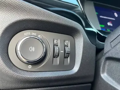 Photo 14 Opel Corsa  Electrique 136 ch & Batterie 50 kWh