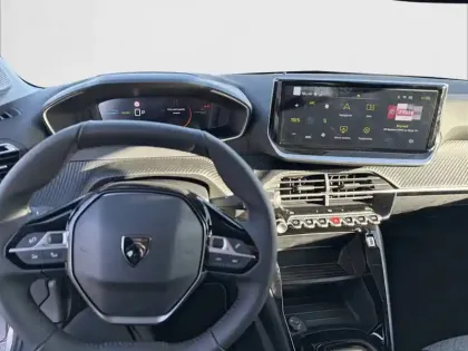 Photo 7 Peugeot 208  Electrique 50 kWh 136ch