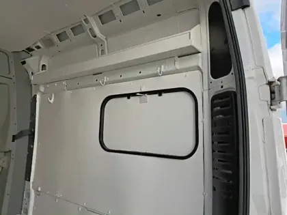 Photo 7 Peugeot Boxer  TOLE 335 L2H2 BLUEHDI 140 S&S