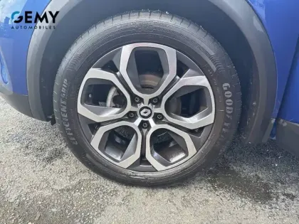 Photo 10 Renault Captur  TCe 140 EDC - 21