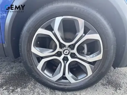 Photo 11 Renault Captur  TCe 140 EDC - 21