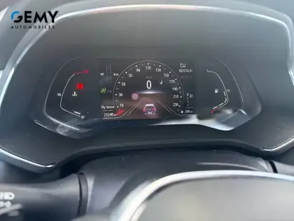 Photo 24 Renault Captur  TCe 140 EDC - 21