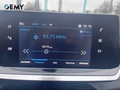 Photo 12 Peugeot 208  PureTech 130 S&S EAT8