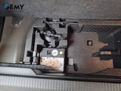 Photo 15 Peugeot 2008  Electrique 136 ch