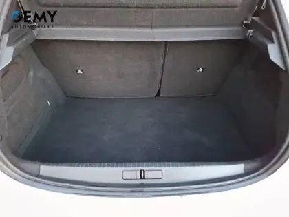 Photo 20 Peugeot 208  BlueHDi 100 S&S BVM6