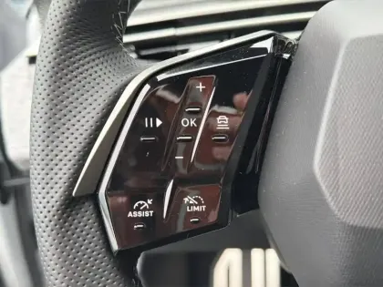 Photo 14 Peugeot 3008  Hybrid 145 e-DCS6