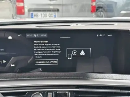 Photo 18 Peugeot 3008  Hybrid 145 e-DCS6