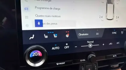 Photo 17 Lexus Nx  450h+ 4WD Hybride Rechargeable