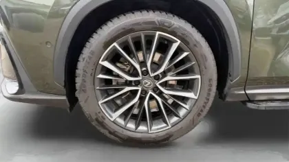 Photo 11 Lexus Nx  450h+ 4WD Hybride Rechargeable