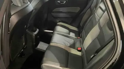 Photo 18 Volvo Xc60  T8 Twin Engine 303 ch + 87 ch Geartronic 8