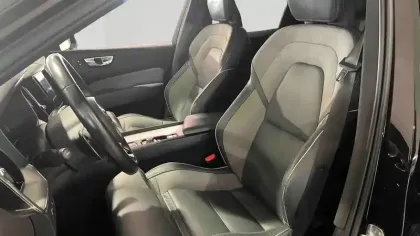 Photo 11 Volvo Xc60  T8 Twin Engine 303 ch + 87 ch Geartronic 8