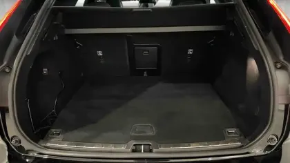 Photo 7 Volvo Xc60  T8 Twin Engine 303 ch + 87 ch Geartronic 8