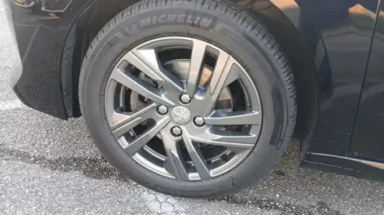 Photo 10 Peugeot 208  PureTech 100 S&S BVM6