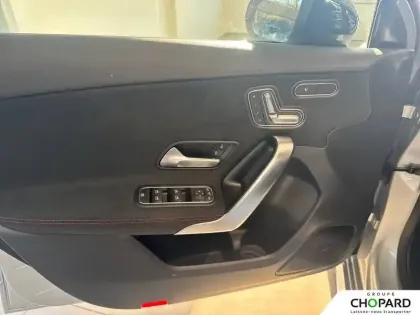 Photo 11 Mercedes Classe A  180 d 8G-DCT