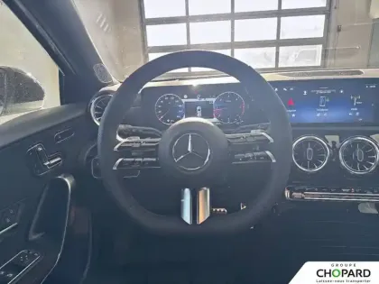 Photo 19 Mercedes Classe A  180 d 8G-DCT