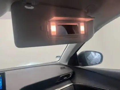 Photo 39 Peugeot 3008  Hybrid 225 e-EAT8