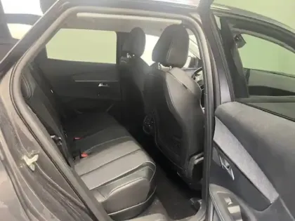 Photo 18 Peugeot 3008  Hybrid 225 e-EAT8