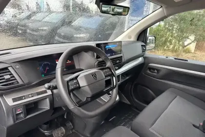 Photo 16 Peugeot Expert  CA FIXE M BLUEHDI 180 S&S EAT8