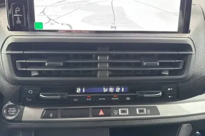 Photo 19 Peugeot Expert  CA FIXE M BLUEHDI 180 S&S EAT8