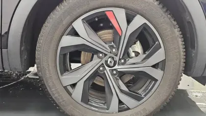 Photo 19 Renault Arkana  E-Tech hybride 145