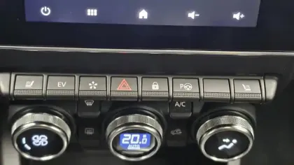 Photo 34 Renault Arkana  E-Tech hybride 145