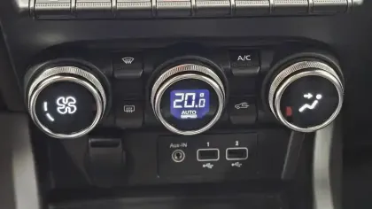 Photo 33 Renault Arkana  E-Tech hybride 145