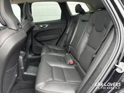 Photo 13 Volvo Xc60  T6 AWD Hybride rechargeable 253 ch+145 ch Geartronic 8