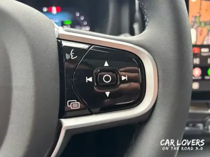 Photo 18 Volvo Xc60  T6 AWD Hybride rechargeable 253 ch+145 ch Geartronic 8