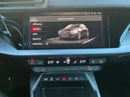 Photo 37 Audi A3  Sportback 40 TFSIe 204 S tronic 6