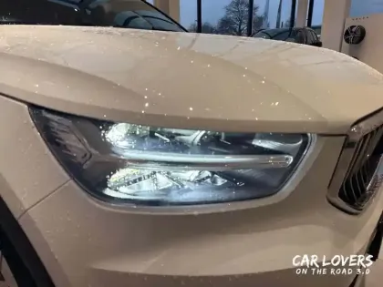 Photo 27 Volvo Xc40  T4 Recharge 129+82 ch DCT7