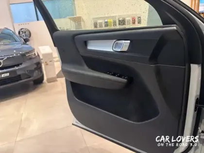 Photo 22 Volvo Xc40  T4 Recharge 129+82 ch DCT7